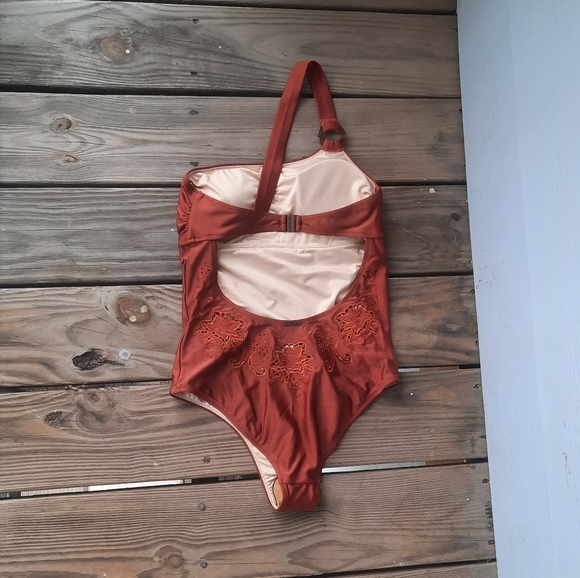 Spell Tyler One Shoulder One Piece - Picture 5 of 6